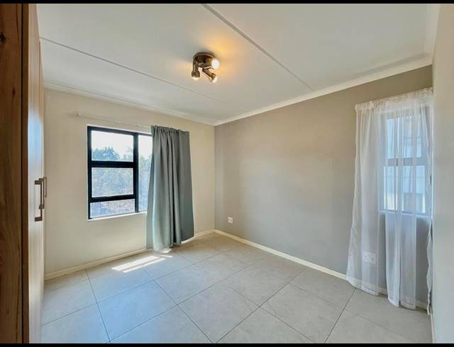 1 BEDROOM PROPERTY TO RENT IN MODDERFONTEIN
